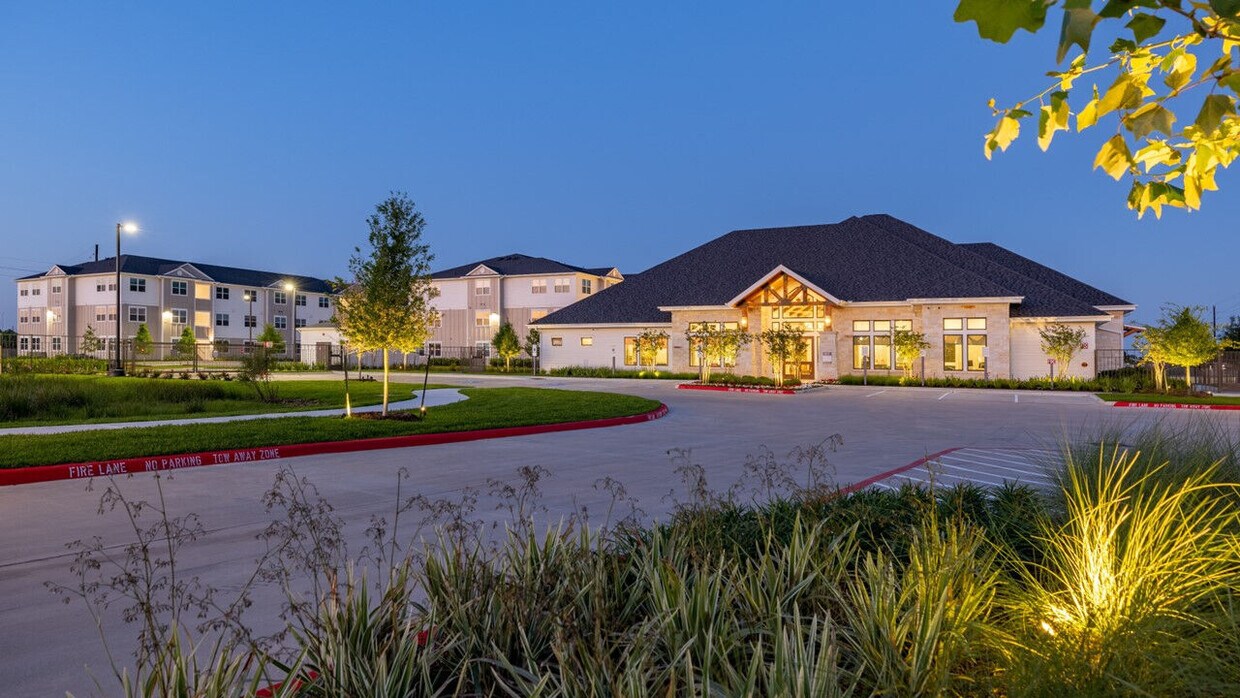 Allora Parkland Apartments in Cypress, TX