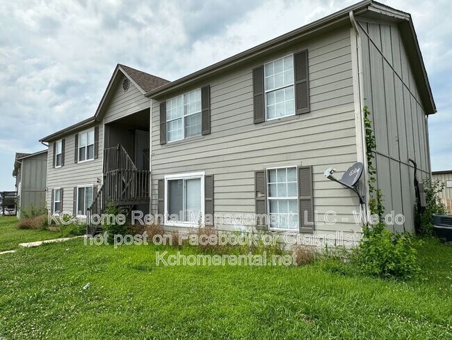 Foto del edificio - 838 Saddlewood St