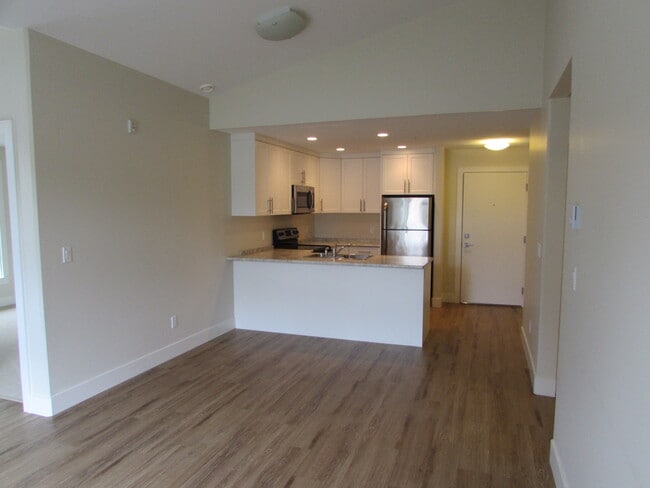 Building Photo - 4960 Songbird Pl