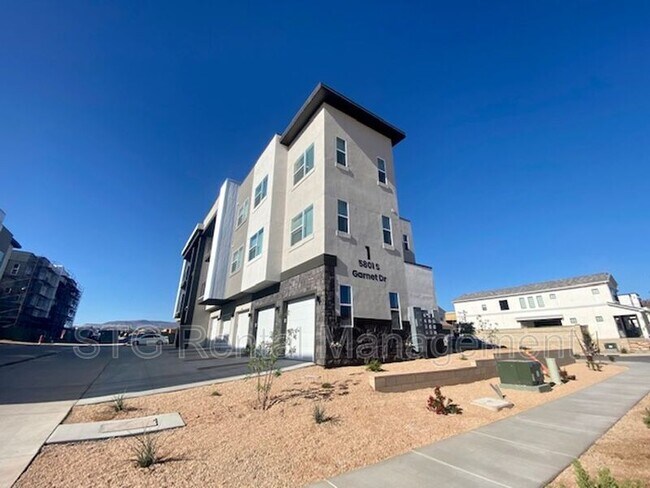 Foto del edificio - 5801 S Garnet Dr