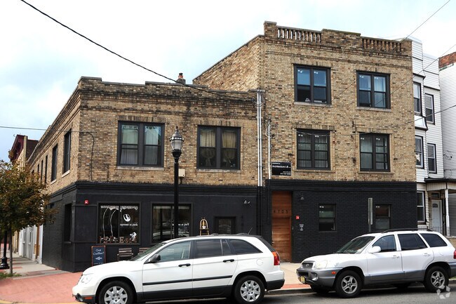 4701-4705 Park Ave - Park Ave