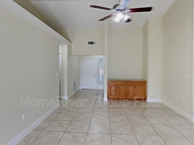 Building Photo - 1320 Noell Blvd