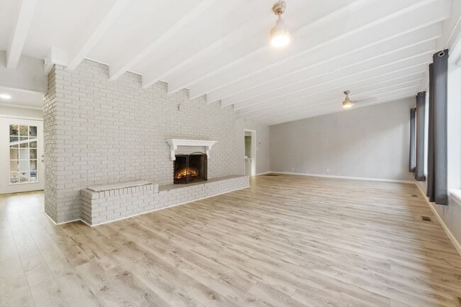 Building Photo - 1430 N 50th St