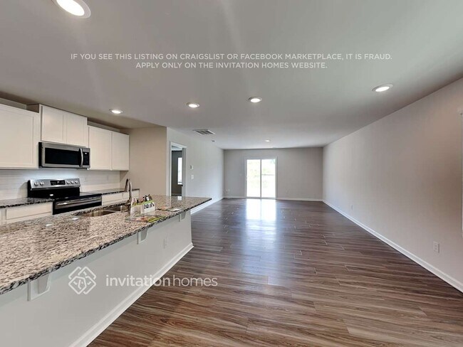 Foto del edificio - 2414 Turtle Point Rd