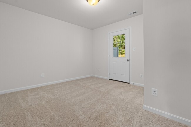 Building Photo - 377 Tumblers Wy