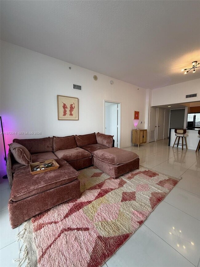 Foto del edificio - 1750 N Bayshore Dr