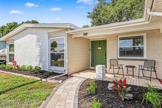Building Photo - 855 Montego Bay Dr S