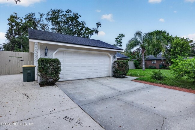 Building Photo - 12344 Cormorant Ct