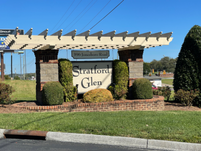 Foto del edificio - 396 Jonesboro Rd