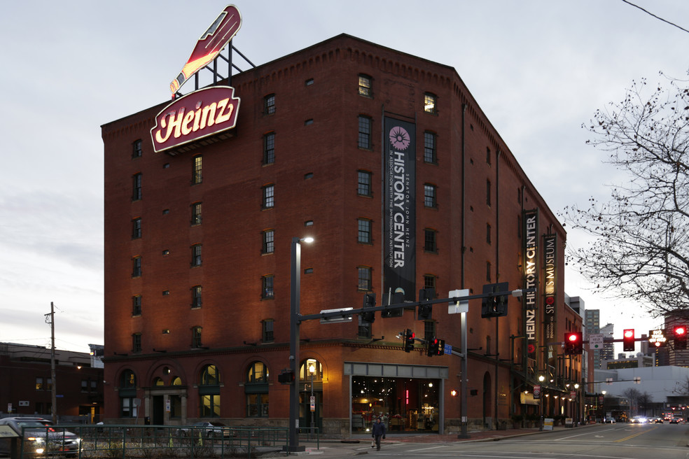 Apartments In The Strip District