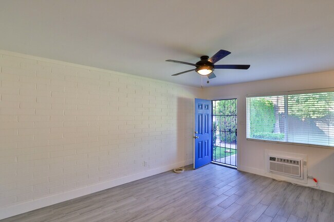 Building Photo - 2530 N 3rd St