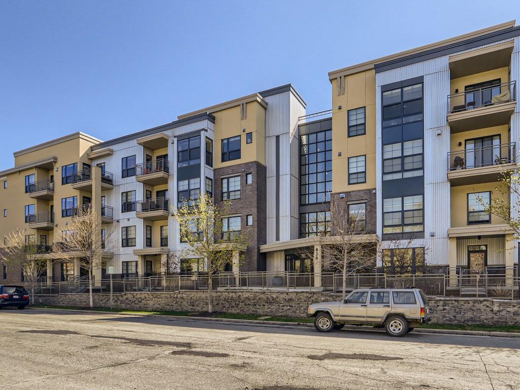 Foto principal - 820 Emerald St SE