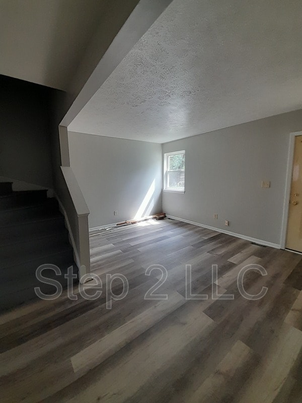 Foto del edificio - 244 E Prospect St