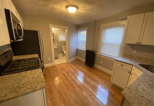 Building Photo - 309 Highland Ave