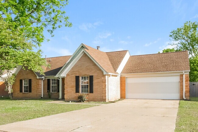 Foto del edificio - 6916 Fox Briar Cove