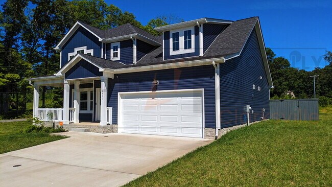 Building Photo - 2401 Bucklin Dr