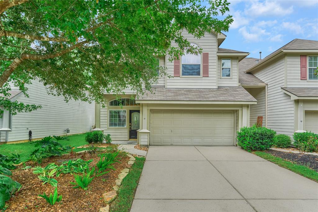 11 E Burberry Cir, Conroe, TX 77384 Condo for Rent in Conroe, TX