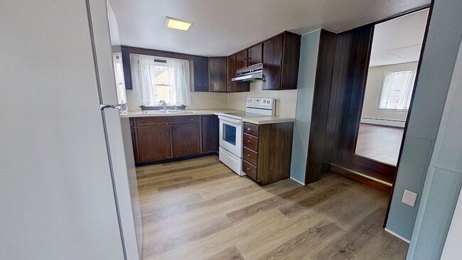 Foto del edificio - 2nd Floor Apartment