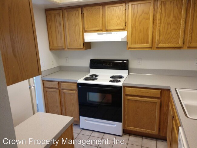 Foto del edificio - 1376-1378 Northern Heights Loop NE