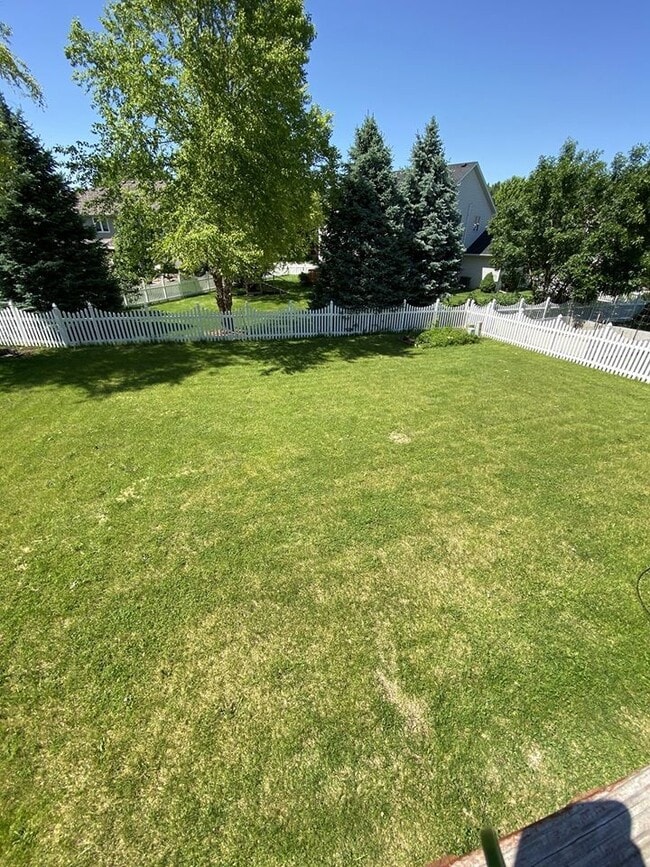 Foto del edificio - 9015 Telford Cir