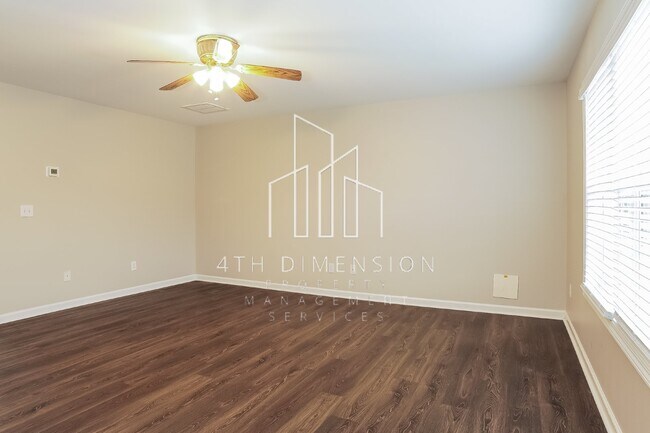 Foto del edificio - Charming 2 Bed, 2.5 Bath Townhouse in Rand...