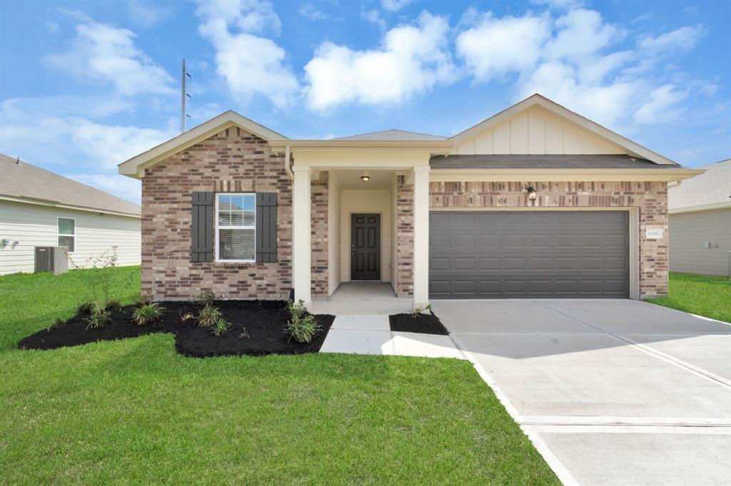 Primary Photo - 6318 Highland Heights Dr