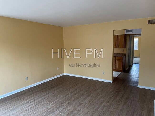 Building Photo - 2524 Flanigan Ct