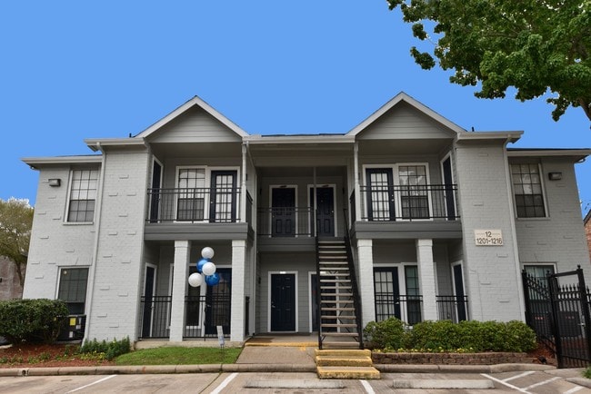 Green Tree Place Apartments Houston, TX