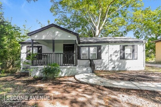 Building Photo - 349 Robison Dr