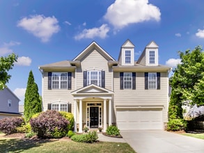 237 Independence Ln