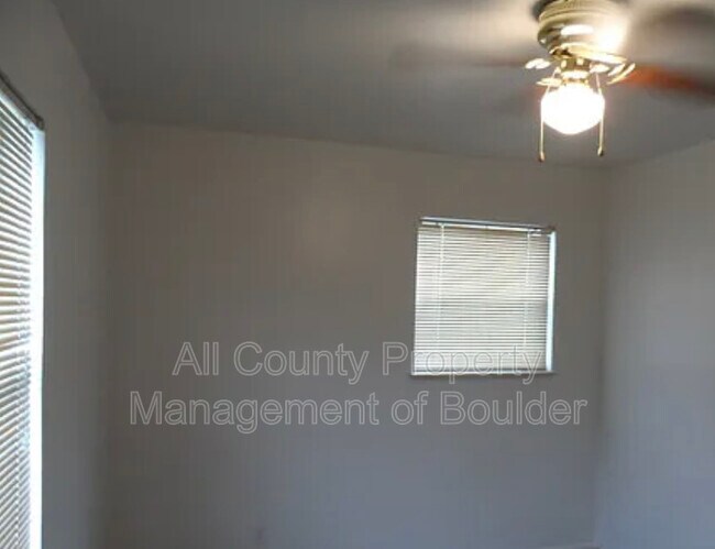 Building Photo - 1542 Lamplighter Dr