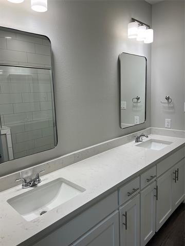 Foto del edificio - 212 Wayside Ct