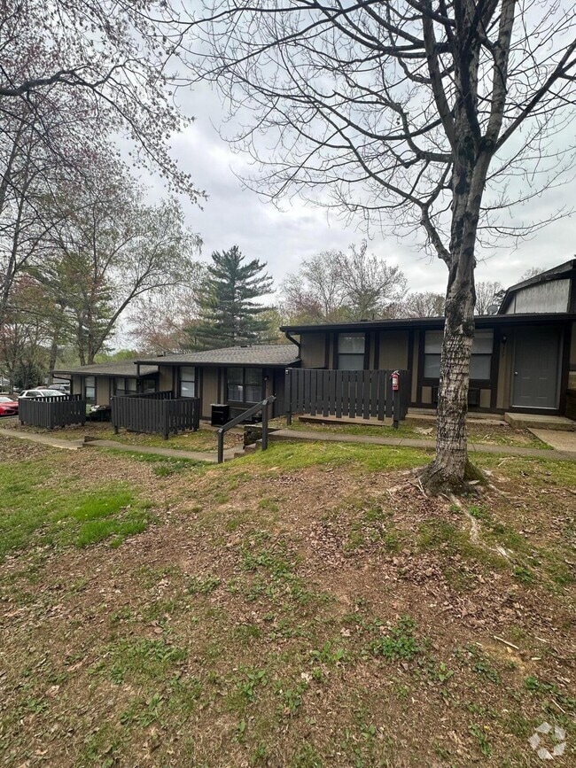 Building Photo - 3705 Adkisson Dr NW