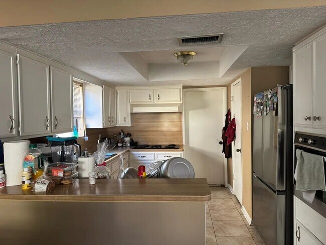 Building Photo - 2570 Buffalo Trail