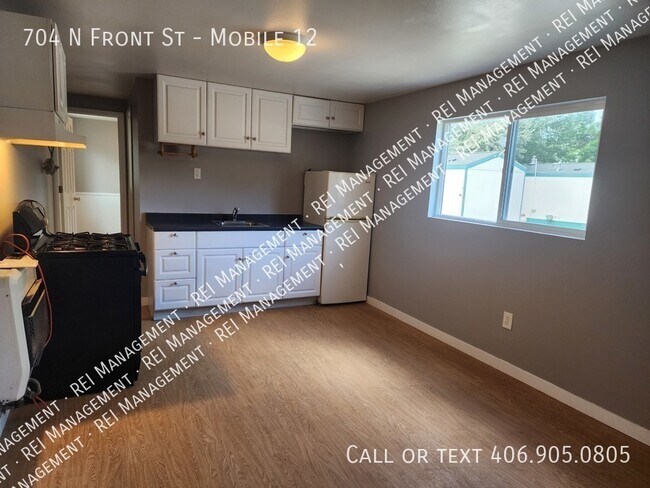 Building Photo - Perfect Size Home @ Tahoe Acers in Townsen...