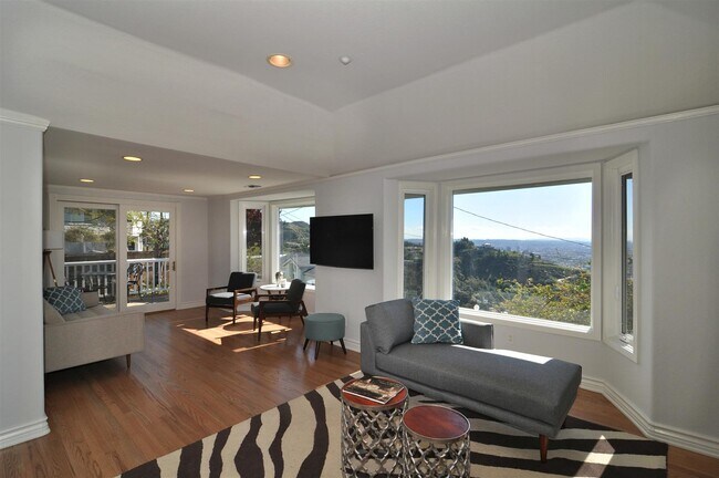 Bright Living room with views - 8160 Mannix Dr