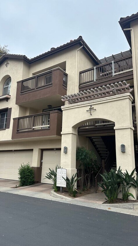 Large 1-bedroom - Large 1-bedroom