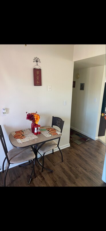 Foto del edificio - 3623 N Sterling Ave