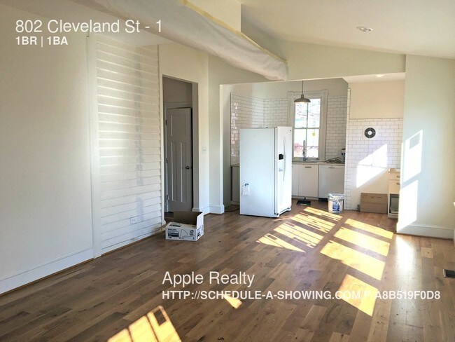 Foto del edificio - 802 Cleveland St