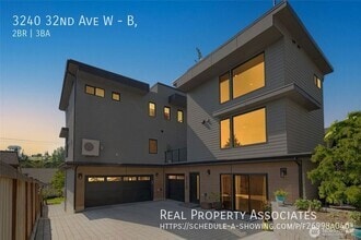 Building Photo - 3240 32nd Ave W