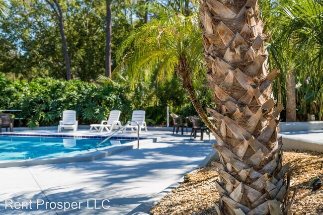 Foto del edificio - 2 br, 1.5 bath House - 3725 S Lake Orlando...