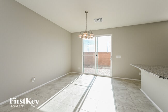 Building Photo - 5710 Mia Skye St
