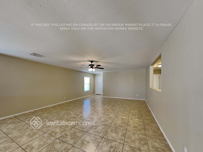 Building Photo - 11581 W Palo Verde Ave