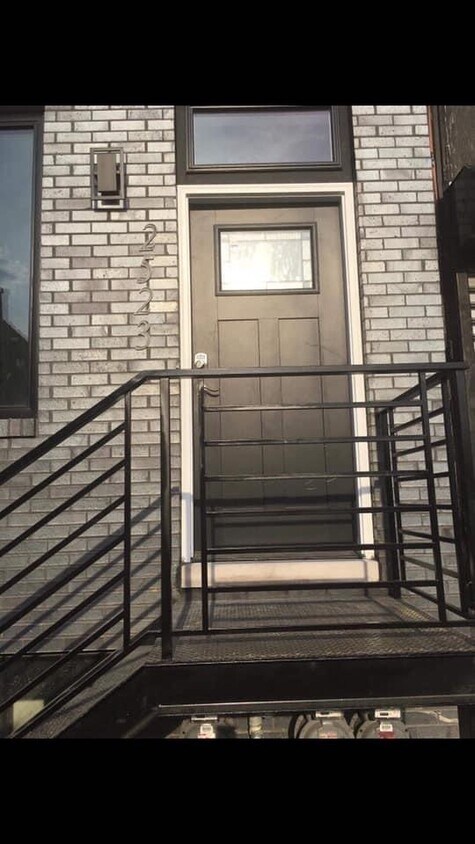 New construction - 2523 N Front St