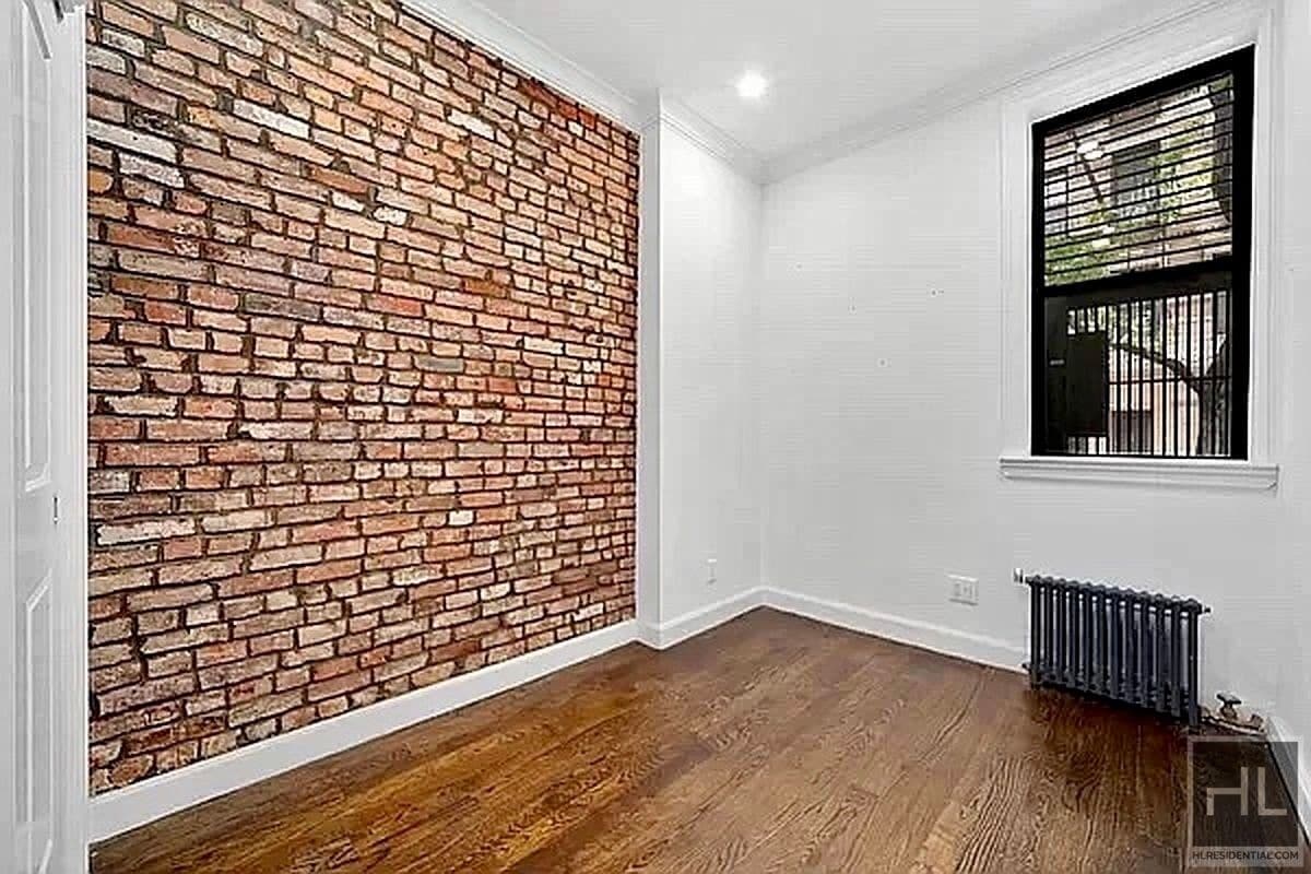 Building Photo - MOTT STREET