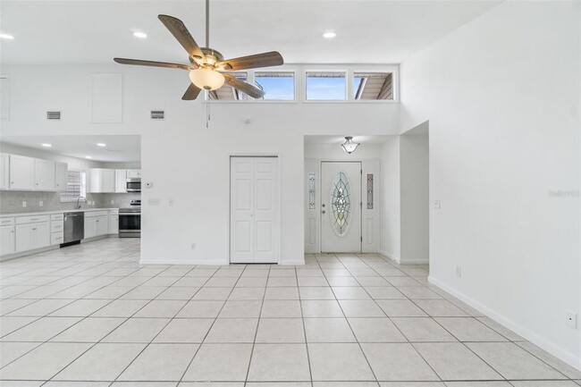 Building Photo - 7581 Kelsey Dr