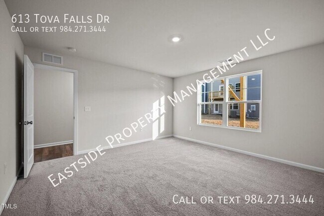 Building Photo - 613 Tova Fls Dr