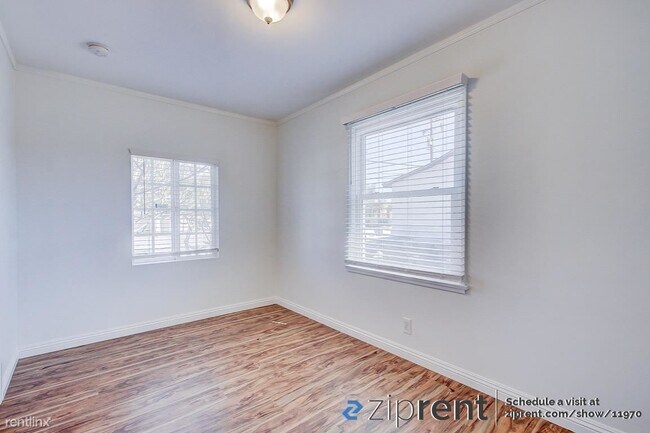 Building Photo - 3 br, 1 bath House - 138 N Eckhoff St, Ora...
