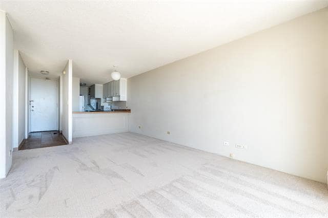 Building Photo - 4300 Waialae Ave