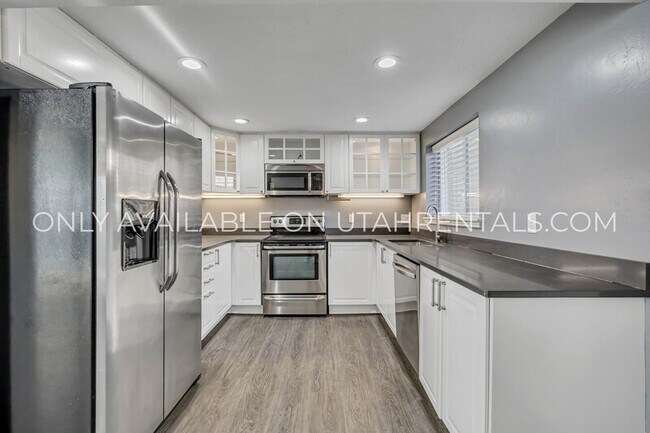 Foto del edificio - 7011 Ponderosa Dr